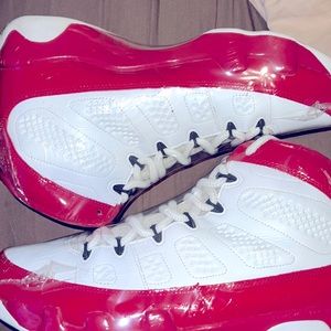 Red Jordan Retro 9’s Size 11.5